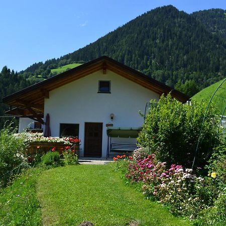 Apartamento Martlerhof Urlaub Auf Dem Bauernhof Campo di Trens Exterior foto